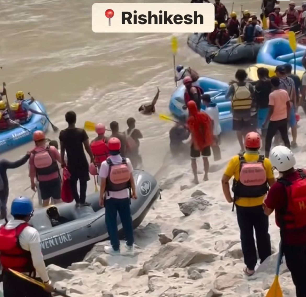 Rishikesh River Rafting: रिवर राफ्टिंग कर रहे यात्रियों के साथ मारपीट
